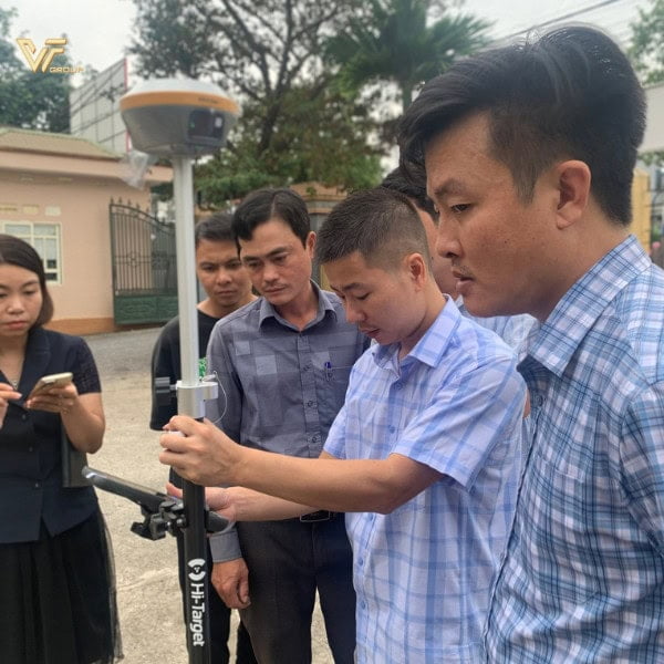 Cung cấp máy GPS RTK tại Thanh Hóa 15 Cung cap may GPS RTK tai Thanh Hoa