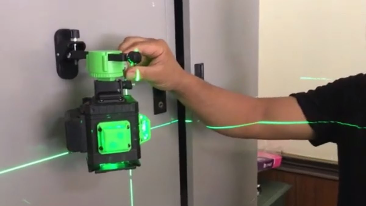 cách sử dụng máy cân bằng laser