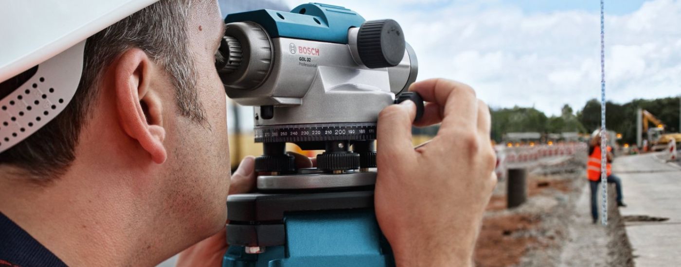 máy thủy bình Bosch