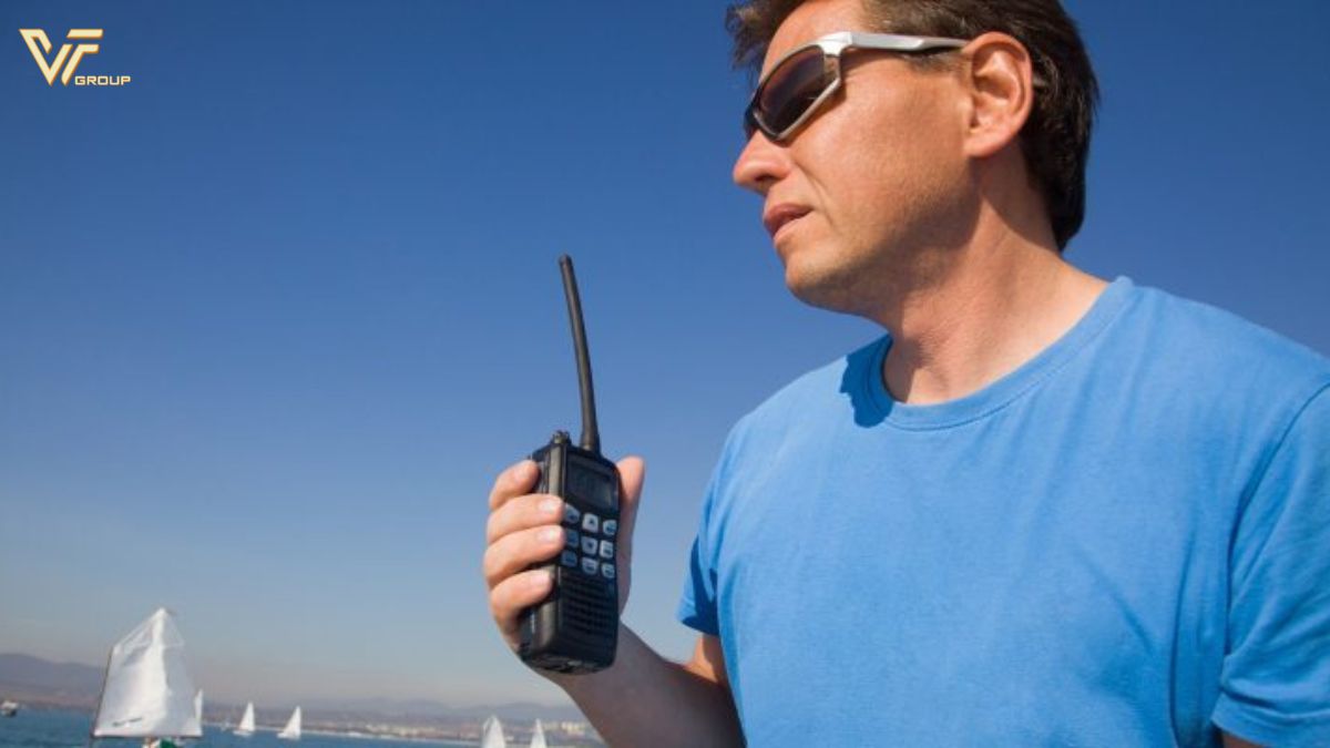 Bộ đàm nói được bao xa