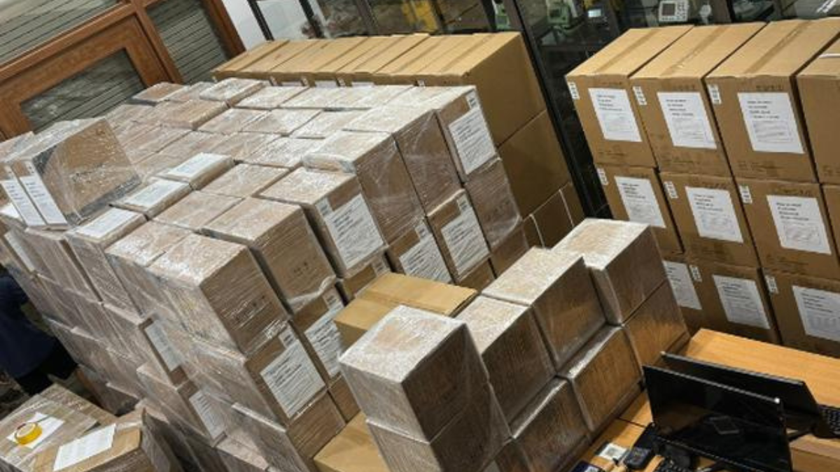 Việt Thanh Group đẩy mạnh nhập khẩu thiết bị đo đạc chính hãng, giá tốt 7 Việt Thanh Group Nhập Khẩu 500 Máy đo đạc Chính Hãng