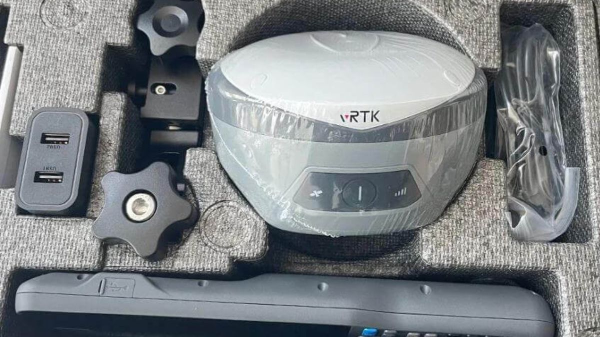 Hướng dẫn bảo quản máy RTK đúng cách giúp tối ưu hiệu suất và kéo dài tuổi thọ 3 Hướng Dẫn Bảo Quản Máy Rtk đúng Cách Giúp Tối ưu Hiệu Suất Và Kéo Dài Tuổi Thọ (3)