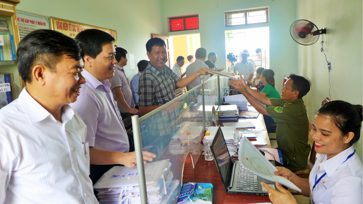 Nhiệm vụ của công chức địa chính cấp xã theo quy định pháp luật mới nhất 1 Nhiệm vụ của công chức địa chính cấp xã
