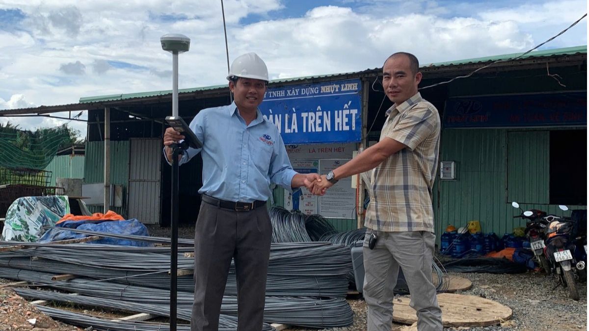 Thuê trọn bộ máy RTK đo tĩnh - Giải pháp tiết kiệm từ Việt Thanh Group 4 Thuê máy RTK đo tĩnh