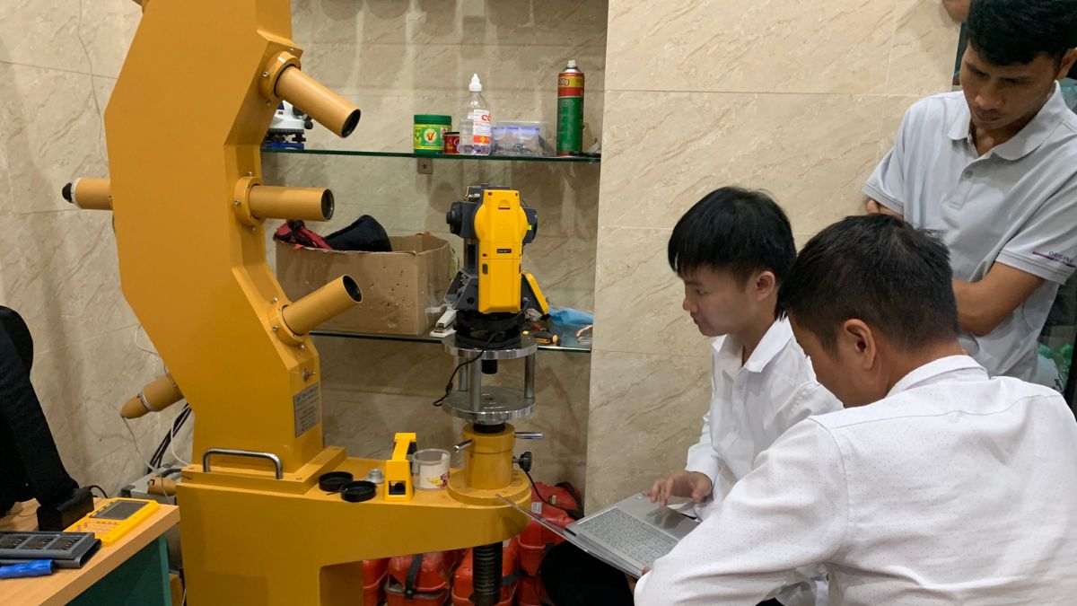 sửa chữa kiểm nghiệm máy toàn đạc tại Quảng Ngãi