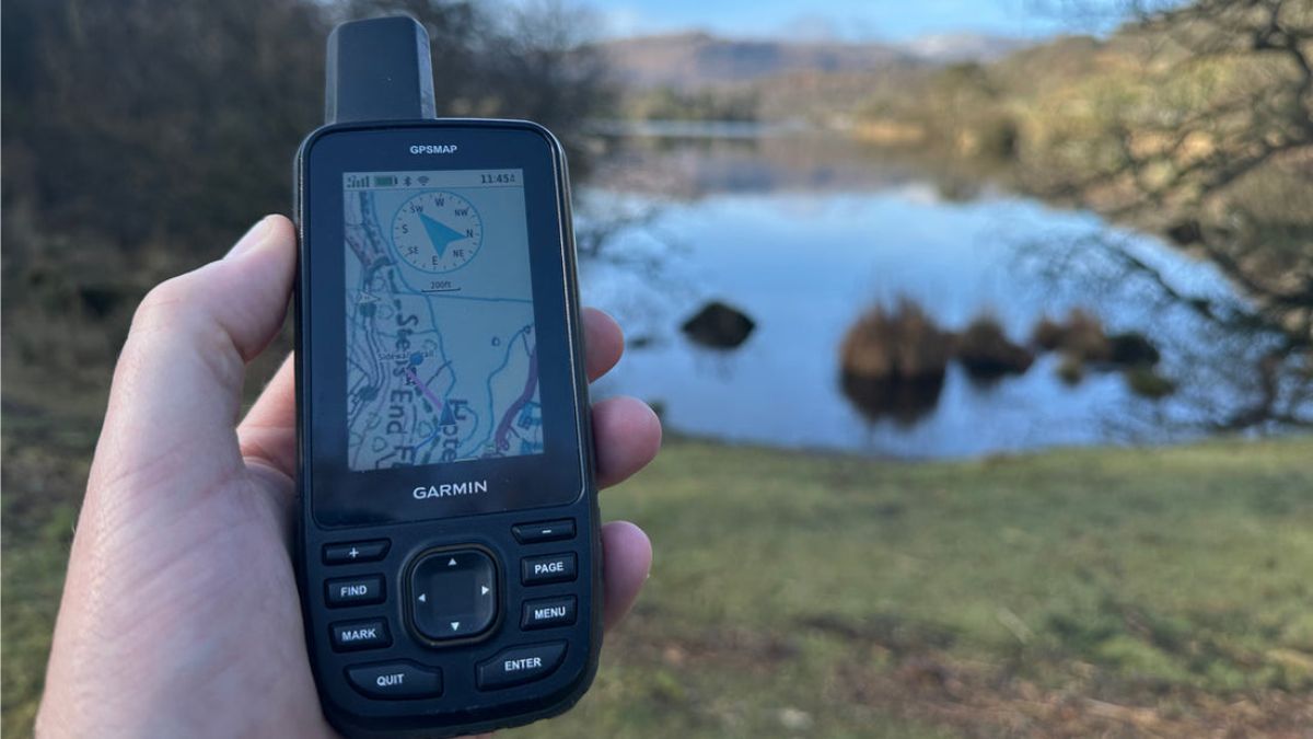 TOP dòng máy GPS cầm tay Garmin mới đáng mua nhất hiện nay 1 May Gps Cam Tay Garmin 67